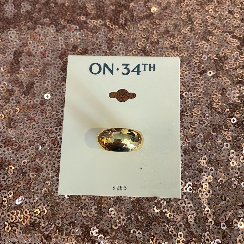 On•34th size 5 gold tone ring